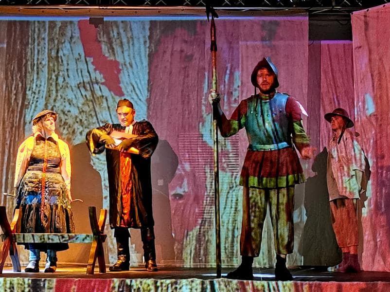 #nivoslider-Jb32E-1099-caption-7